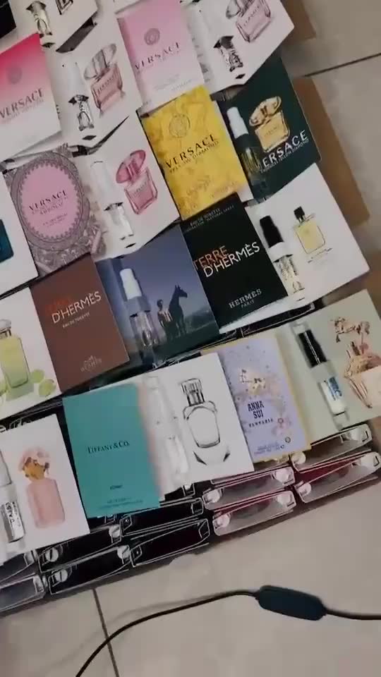 พร้อมส่งจากไทย-น้ำหอมกลิ่นเทียบแบรนด์เนม-แบรนด์-parfum-tester-น้ำหอมเทสเตอร์-ขนาดทดลอง-2ml