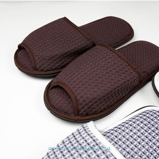 ภาพขนาดย่อของภาพหน้าปกสินค้าพร้อมส่ง รองเท้าใส่ในบ้าน slipper 3 size หนานุ่ม ฟองน้ำหนาพิเศษ เกรดโรงแรม 5 ดาว ️ คุณภาพดีซักได้ จากร้าน cottonwear.store บน Shopee ภาพที่ 7