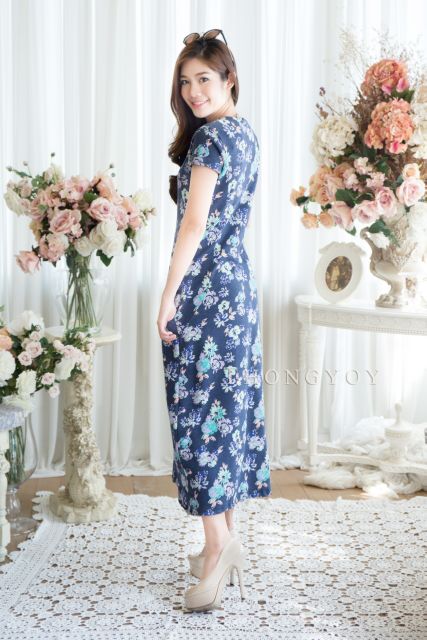 navy-flower-maxi-pockets