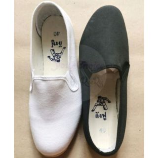 สินค้า 💥ราคาพิเศษ💥รองเท้าผ้าใบกังฟู รองเท้ากังฟู 😏