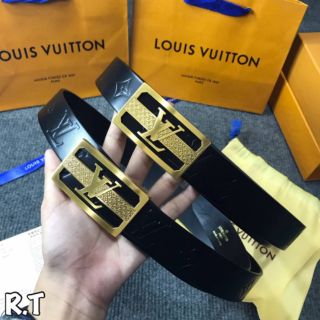 เข็มขัดแบรนด์  Louis Vuitton