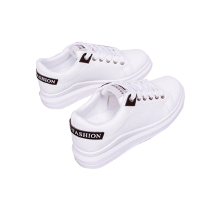 โปรโมชั่น : ใช้โค้ด OMG88 ลดเพิ่ม 30%รองเท้าผ้าใบแฟนชั่นผู้หญิง สีขาวใส่สบาย TP114