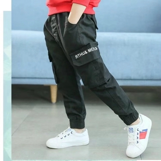 ภาพขนาดย่อของภาพหน้าปกสินค้ากางเกงเด็ก กางเกงลำลองชาย เด็กโต เวอร์ชั่นเกาหลี ราคาถูก รับประกันคุณภาพ จากร้าน happybaby518 บน Shopee