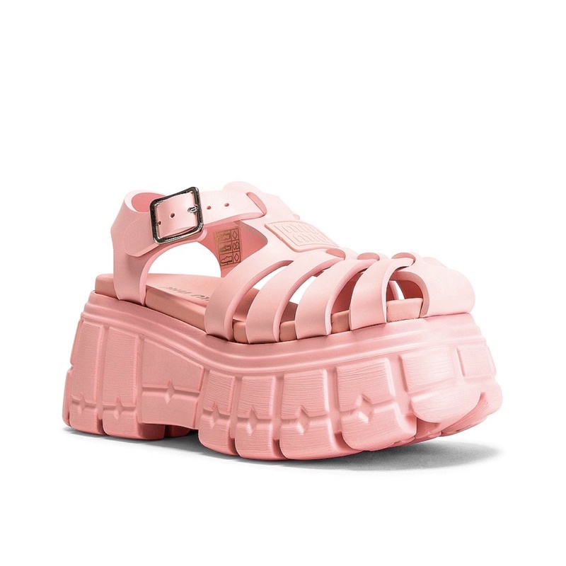 miu-miu-soft-cage-platform-sandals-rosa