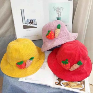 ภาพหน้าปกสินค้าหมวก Bucket​ เด็ก หมวกบั​กเก็ต​เด็กหมวก​ พร้อมส่ง strawberry แครอท ที่เกี่ยวข้อง