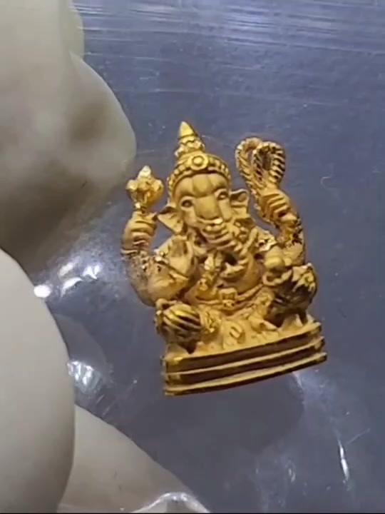 พระพิฆเนศ-เนื้อทองคำแท้-รุ่นอุดมโชคโภคทรัพย์-วัดโสธรวราราม-พ-ศ-2550-พร้อมกล่องเดิม