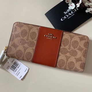 (ผ่อน0%) กระเป๋าสตางค์ ซิปรอบ ลายซี สีน้ำตาล งานshop Coach 73739 Accordion Zip Wallet In Colorblock Signature Canvas