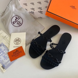 ❌Sale1690❌HERMES JELLY SANDALS พร้อมส่งแล้ว ขายดี ทำจากวัสดุคุณภาพดี นิ่มเท้าไม่กัด ใช้งานทนทาน