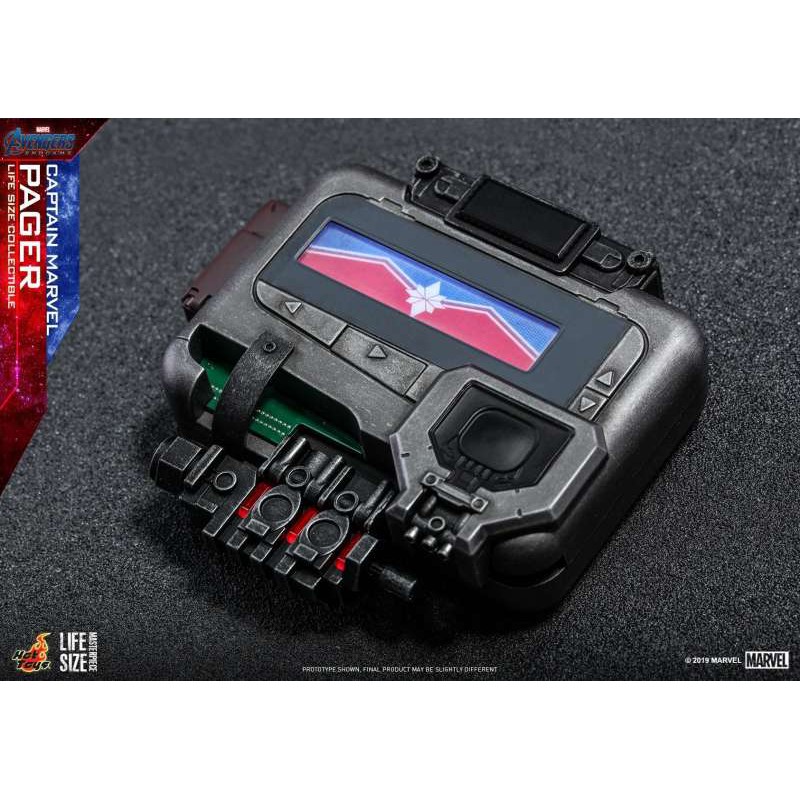 hot-toys-lms009-captain-marvel-pager-life-size-collectible-prop-โมเดล-ของสะสม-captain-marvel