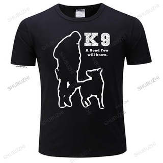 เสื้อยืดสีดำอินเทรนด์เสื้อยืด ผ้าฝ้าย พิมพ์ลายตํารวจ K9 K9 สไตล์วินเทจ ฮาราจูกุ สตรีท สําหรับผู้ชายS-4XL