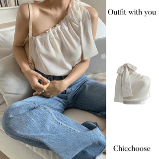 🍦 เสื้อผูกโบว์ไหล่เฉียงข้างสีขาว | Chicchoose 🧀