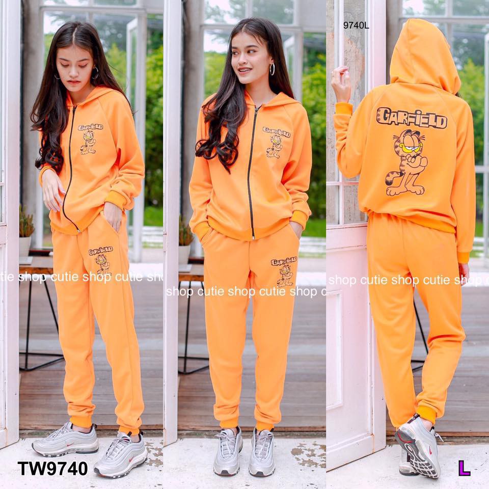 set-2-ชิ้น-เสื้อแจ็คเก็ตซิปหน้ามีฮู้ท-กางเกงวอร์มขายาว-tw9740