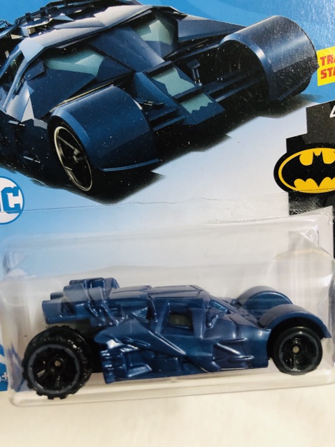 hotwheels-the-dark-knight-batmobile