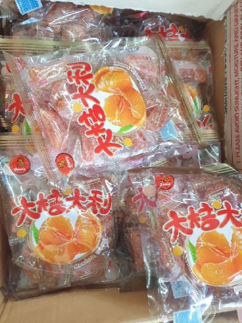 ภาพหน้าปกสินค้าเยลลี่ส้ม รูปกลีบส้ม 210 g จากร้าน pan_jai บน Shopee