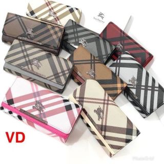 กระเป๋าสตางค์ Burberry
ขนาด 7.5"
ราคา 490 บาท ส่งฟรี ลทบ