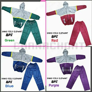 ภาพหน้าปกสินค้าชุดกันฝนเสื้อกางเกง BPI raincoat อย่างดี ตราช้าง มีแถบสะท้อนแสง กันน้ำ100% มีซิปหน้า มีฮู๊ดในตัวชุดกันฝน PVC เหนียว ที่เกี่ยวข้อง