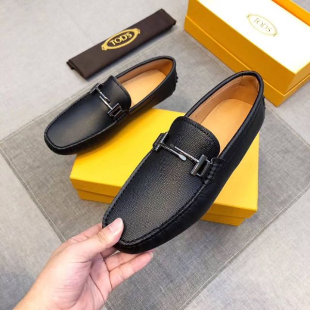 รองเท้า-tod-men-loafer-หนังแท้-สีดำ