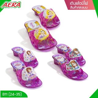 AERA B11 รองเท้าเด็กผู้หญิงลายเจ้าหญิง เสริมส้นเล็กน้อย เวลานเดินมีไฟกระพริบ รองเท้าแก้ว