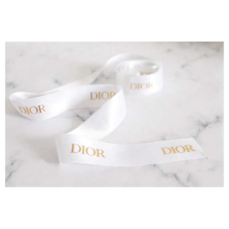 ภาพหน้าปกสินค้าริบบิ้นดิออร์แท้ Dior Ribbon ขาวทอง กว้าง 2 ซม ไม่รวมถุง จากร้าน hisocandy บน Shopee