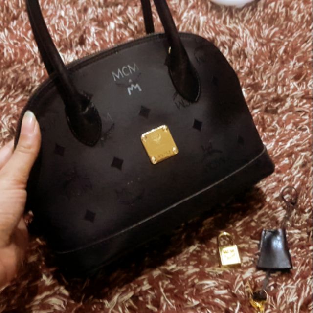 Mcm alma bag sale