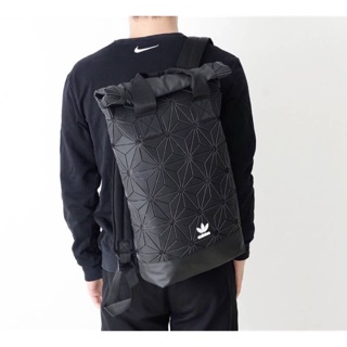 ! Adidas 3D Roll Top Backpack Y2018 (รุ่นหูคู่) กระเป๋าเป้ Unisex ดีไซน์สุดฮิตสไตล์ ISSEY MIYAKE