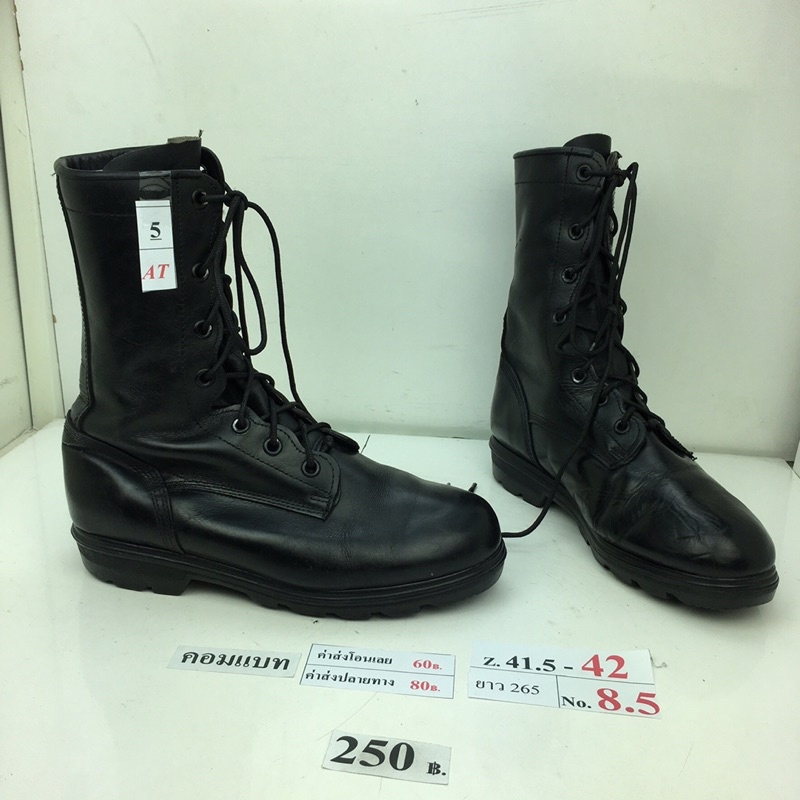 ภาพหน้าปกสินค้ารองเท้าคอมแบท Combat shoes หนังสีดำ สภาพดี ทรงสวย มือสอง คัดเกรด ของนอก เกาหลี จากร้าน cheap.second.hand.shoes บน Shopee