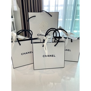 พร้อมส่ง‼️ถุงแบรนด์เนม CHANEL แท้💯 พร้อมโบว์ผูก ถุงกระดาษ ใส่ของขวัญ ชาแนล เคลือบ