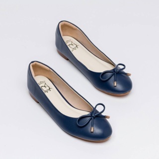 ภาพหน้าปกสินค้าPremium Mary Flats : Midnight Blue ที่เกี่ยวข้อง