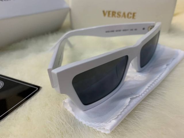 แว่น-versace-ใหม่-มาแรงมาก