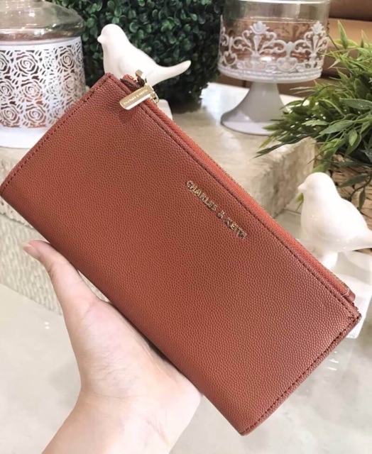 charles-amp-keith-zips-wallet-ของแท้-ราคาถูก
