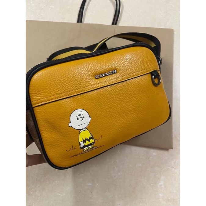 coach-c4026-peanuts-graham-double-zip-กระเป๋าสตรี-กระเป๋ากล้อง-แท้