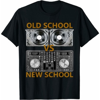 เสื้อยืดสีขาวใหม่ เสื้อยืด พิมพ์ลาย Old School DJ VS New School DJ House Dance Music สําหรับผู้ชายS-4XL