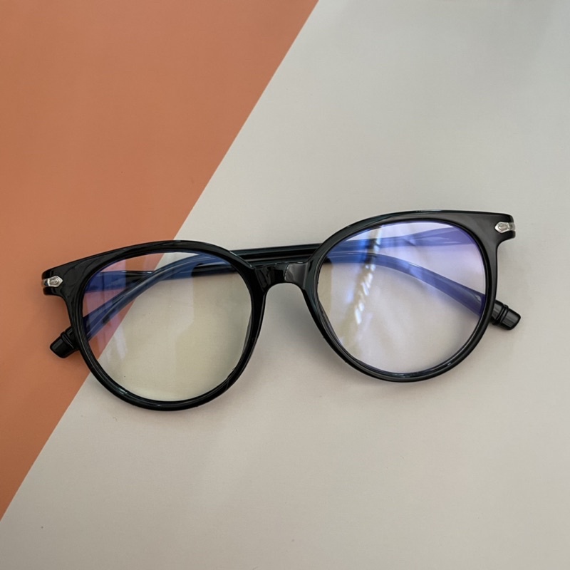 bb-008-แว่นกรองแสงทรงกลม-กรอบใส-มีให้เลือก-4-สี