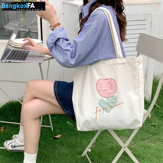 bangkoklist(BA1816) กระเป๋าผ้า ดอกทิวลิป🌷 Fafa Sozakka &amp; Flowers มีกระดุม