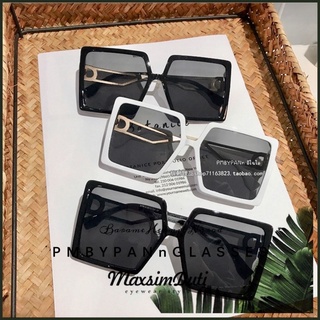 ภาพขนาดย่อของภาพหน้าปกสินค้ารุ่นDro126 สินค้าลงใหม่ แว่นตากันแดด ใส่แล้วหน้าเล็ก เหมาะสำหรับอำพรางใบหน้า จากร้าน echailai.x.pmbypan บน Shopee