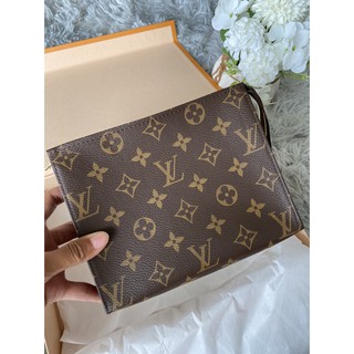 Louis Vuitton Toiletry 19 Dc20