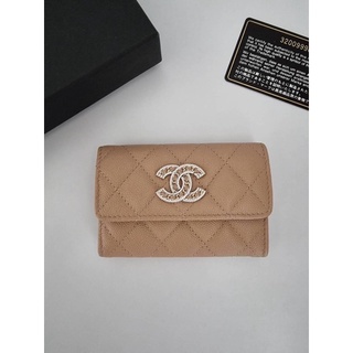 (ผ่อน0%) กระเป๋าใส่บัตร New Chanel card holder in dark beige 22s Holo 32xxx หนังแท้ สีเบจ