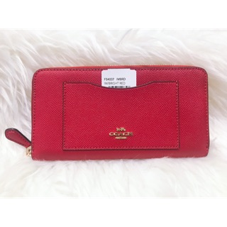 Coach ซิปรอบ สี bright red อะไหล่ทอง หรูๆเลยค่ะ รุ่นใหม่จ้า