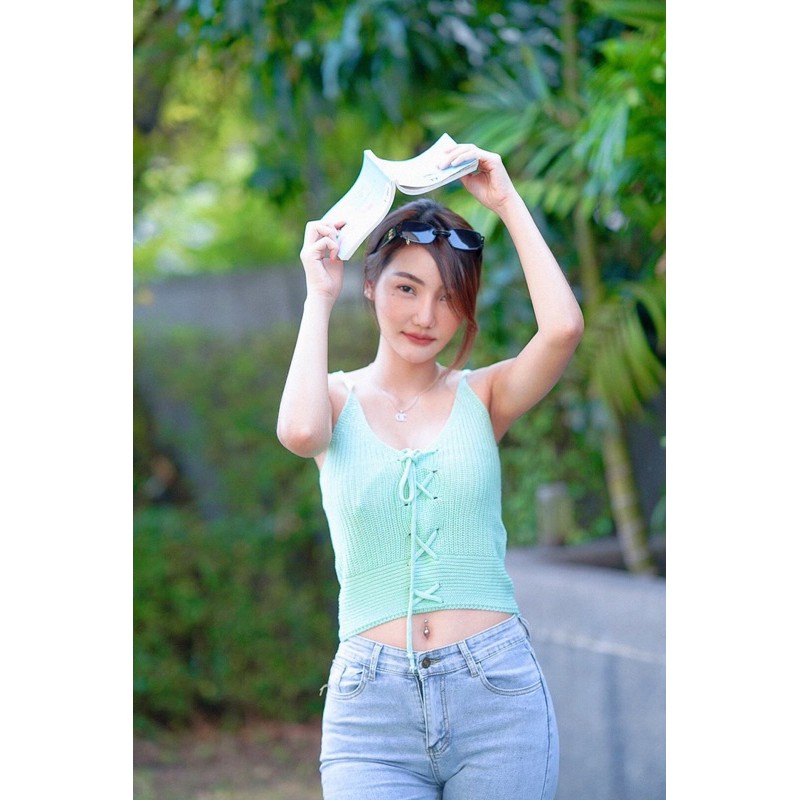 เสื้อกล้ามไหมพรมสีมิ้นท์