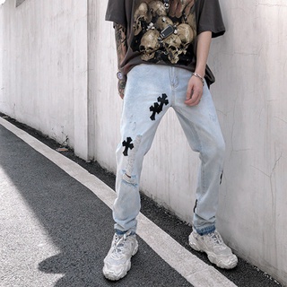 ภาพหน้าปกสินค้ากางเกงยีนส์ทรงกระบอกเล็กผู้ชาย Black cross jeans ฮิปฮอป กางเขน ที่เกี่ยวข้อง