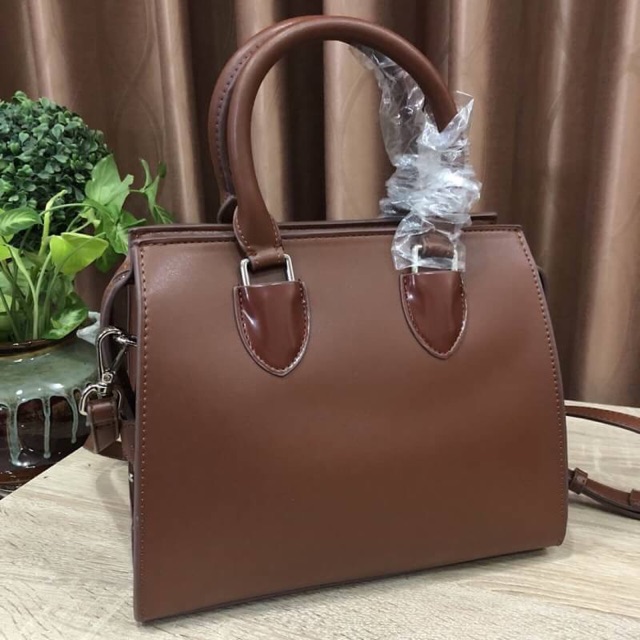 pedro-office-bag-with-chain-2018-ของแท้-ราคาถูก