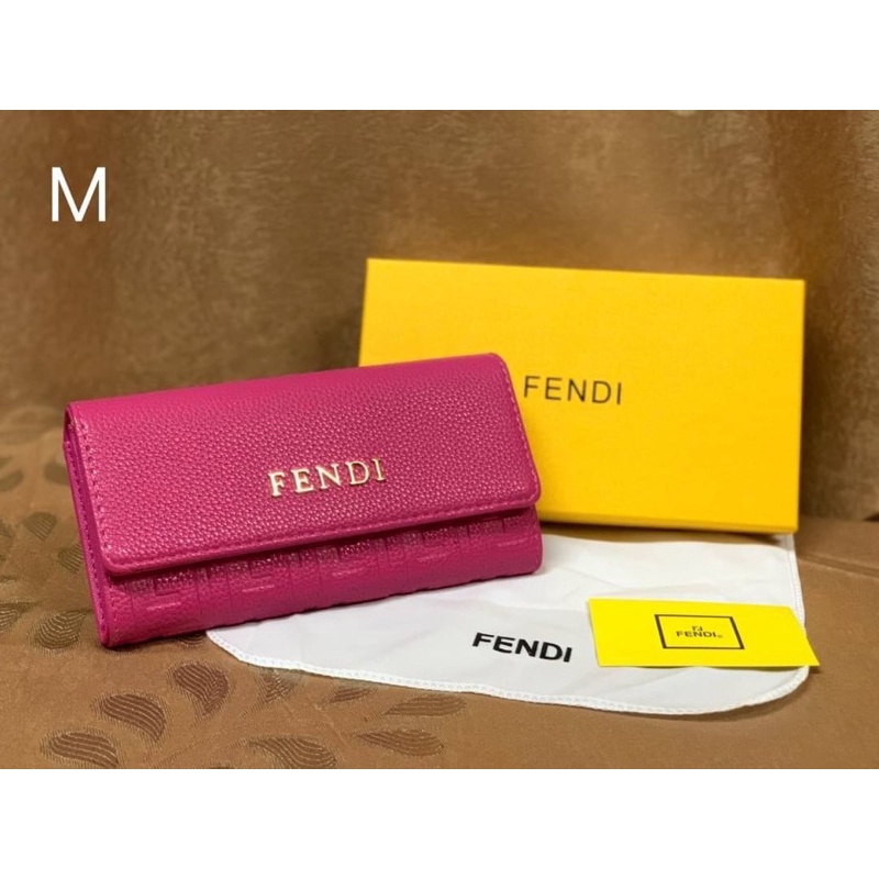 กระเป๋าสตางค์fendi2พับมาใหม่