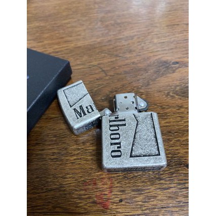 ไฟแช็ค-zippo-กันลมกันน้ำไฟแช็กน้ำมันก๊าด