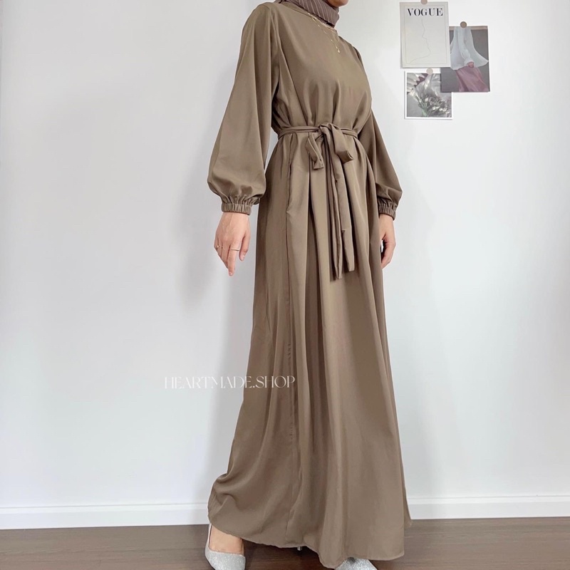 ภาพหน้าปกสินค้า(HM01)Abaya dress 01(เดรสยาวทรงอาบาย่า) จากร้าน heartmade.studio บน Shopee