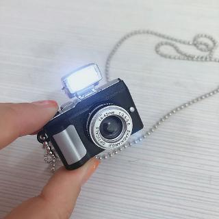 [จัดส่งฟรี] สร้อยคอโซ่ จี้กล้อง SLR สไตล์ฮิปฮอป 22003