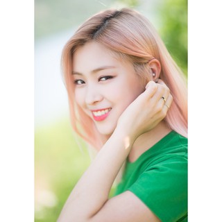 โปสเตอร์ Ryujin รยูจิน อิทจี ITZY Poster Korean Girl Group เกิร์ล กรุ๊ป เกาหลี K-pop kpop รูปภาพ Music ตกแต่งผนัง