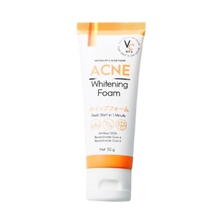 โฟมแอคเน่วิตซี น้องฉัตร VC Vit C Acne Foam สูตรลดสิว  ล้างหน้า