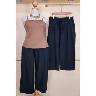 กางเกงขายาว ผ้าไหมญี่ปุ่น สีดำ เอว 32-50 นิ้ว เอวยางยืดรอบตัว มีโบว์ผูกหน้า และมีกระเป๋าหน้าทั้งสองข้าง สวยมาก