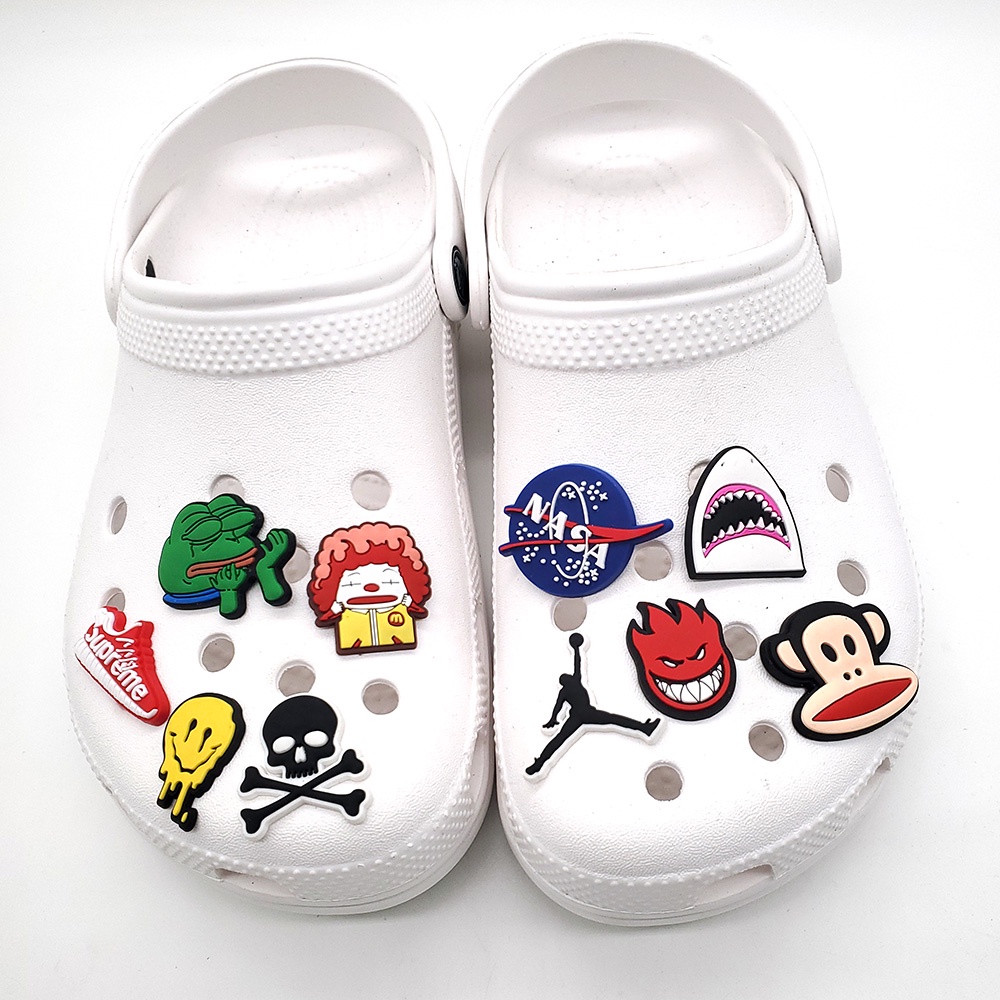 1-รายการ-crocs-jibbitz-ลายการ์ตูน-รองเท้าแตะ-aj-accessories-pvc-แฟชั่น-อุปกรณ์รองเท้ารองเท้าแตะ-diy-ถอดได้-shoe-charms-สําหรับตกแต่งรองเท้าเด็ก