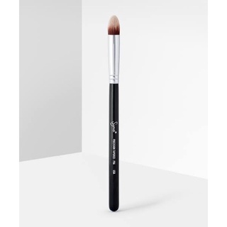 Sigma Beauty P86 - PRECISION TAPERED BRUSH